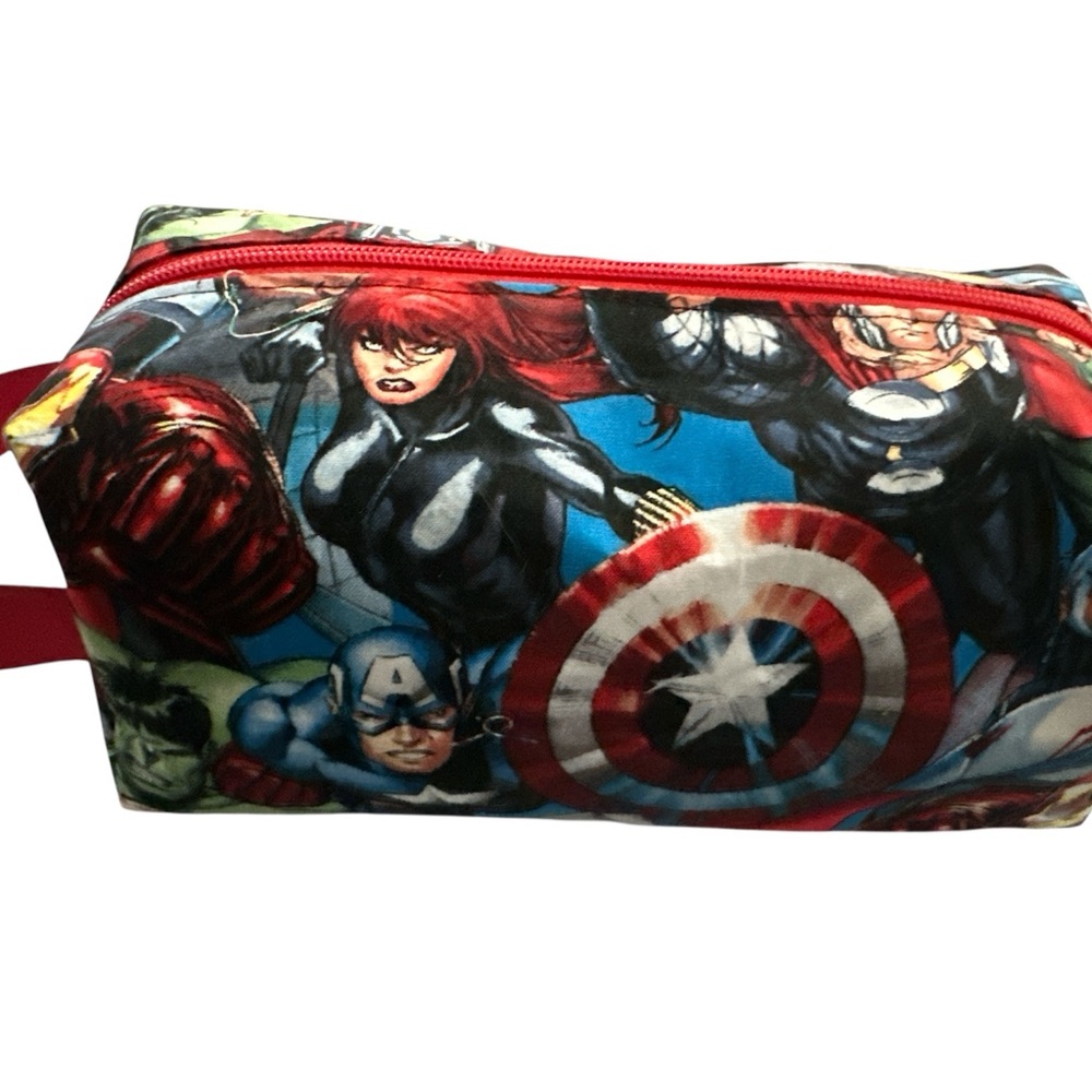 Marvel Superheroes toiletry bag